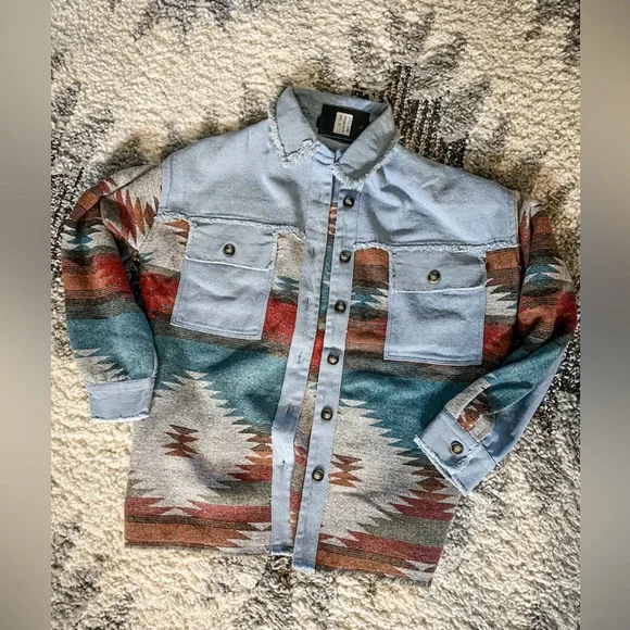 Aztec Shacket - Picture 1 of 2